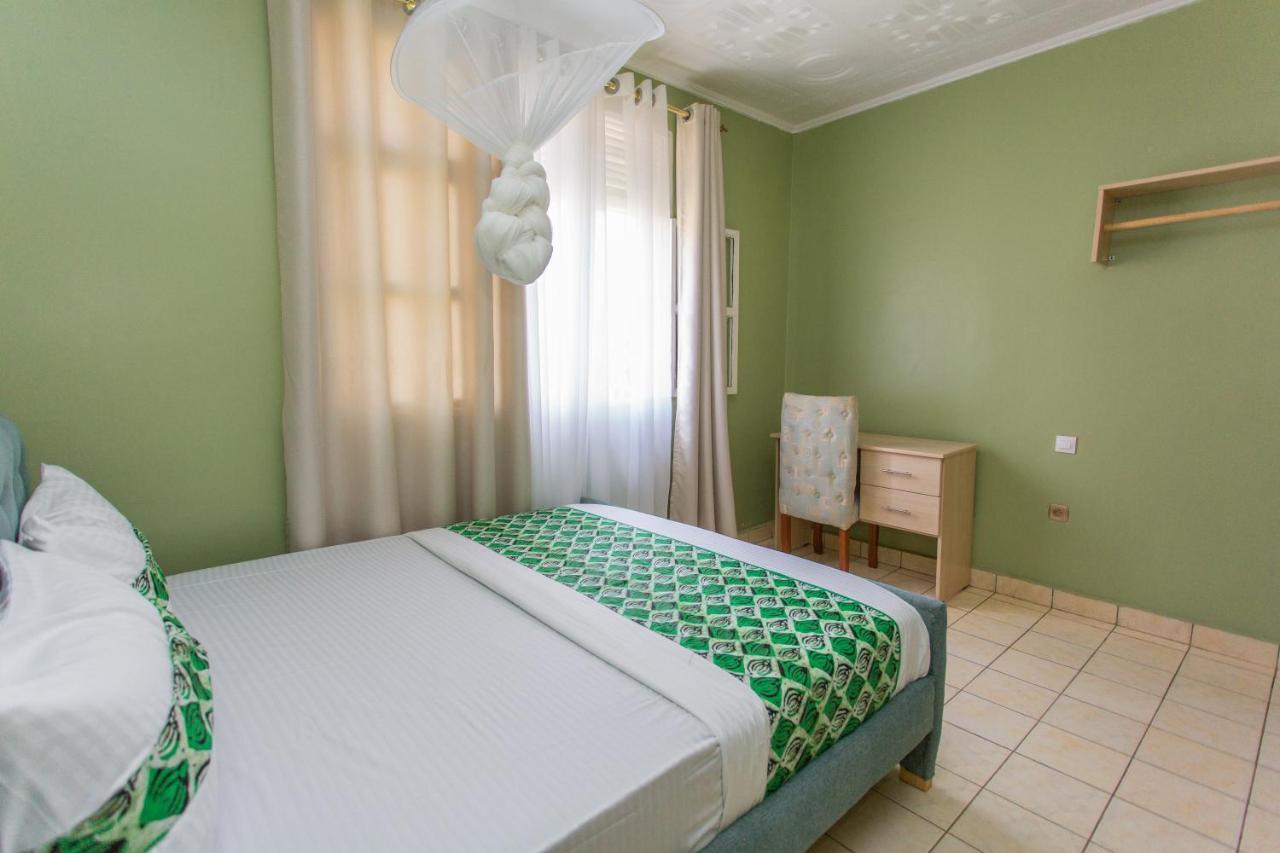 Kereth B&B Living Space Kigali Bagian luar foto