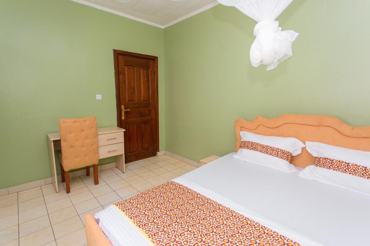 Kereth B&B Living Space Kigali Bagian luar foto